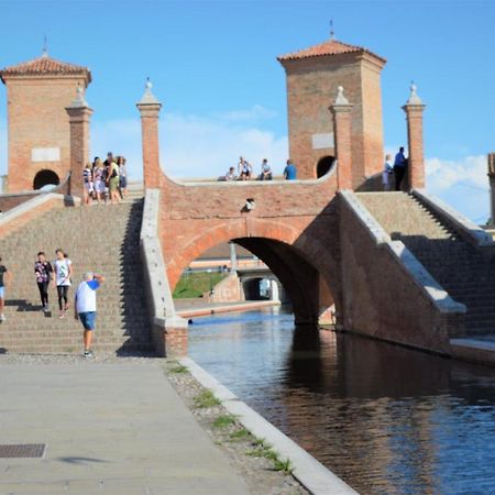 Porta del Carmine Comacchio Exterior foto
