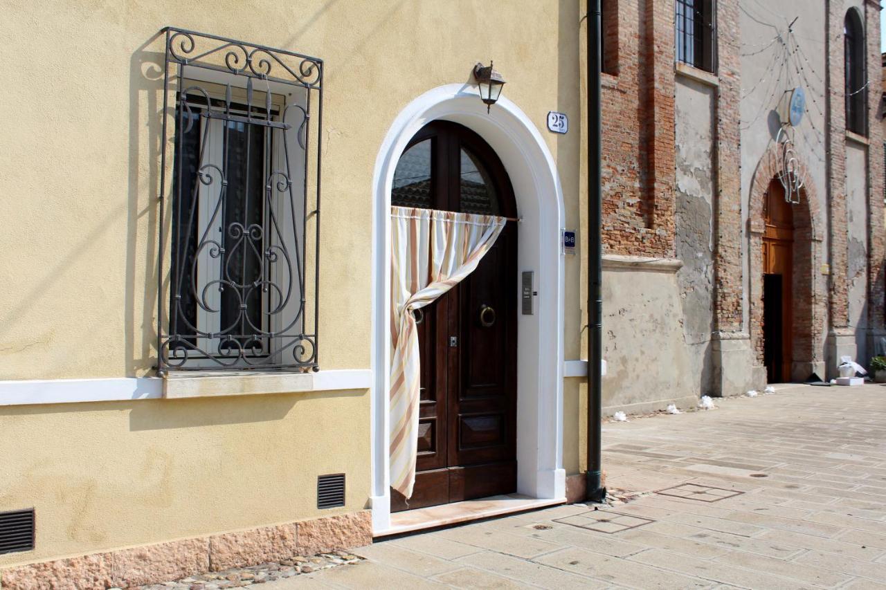 Porta del Carmine Comacchio Exterior foto